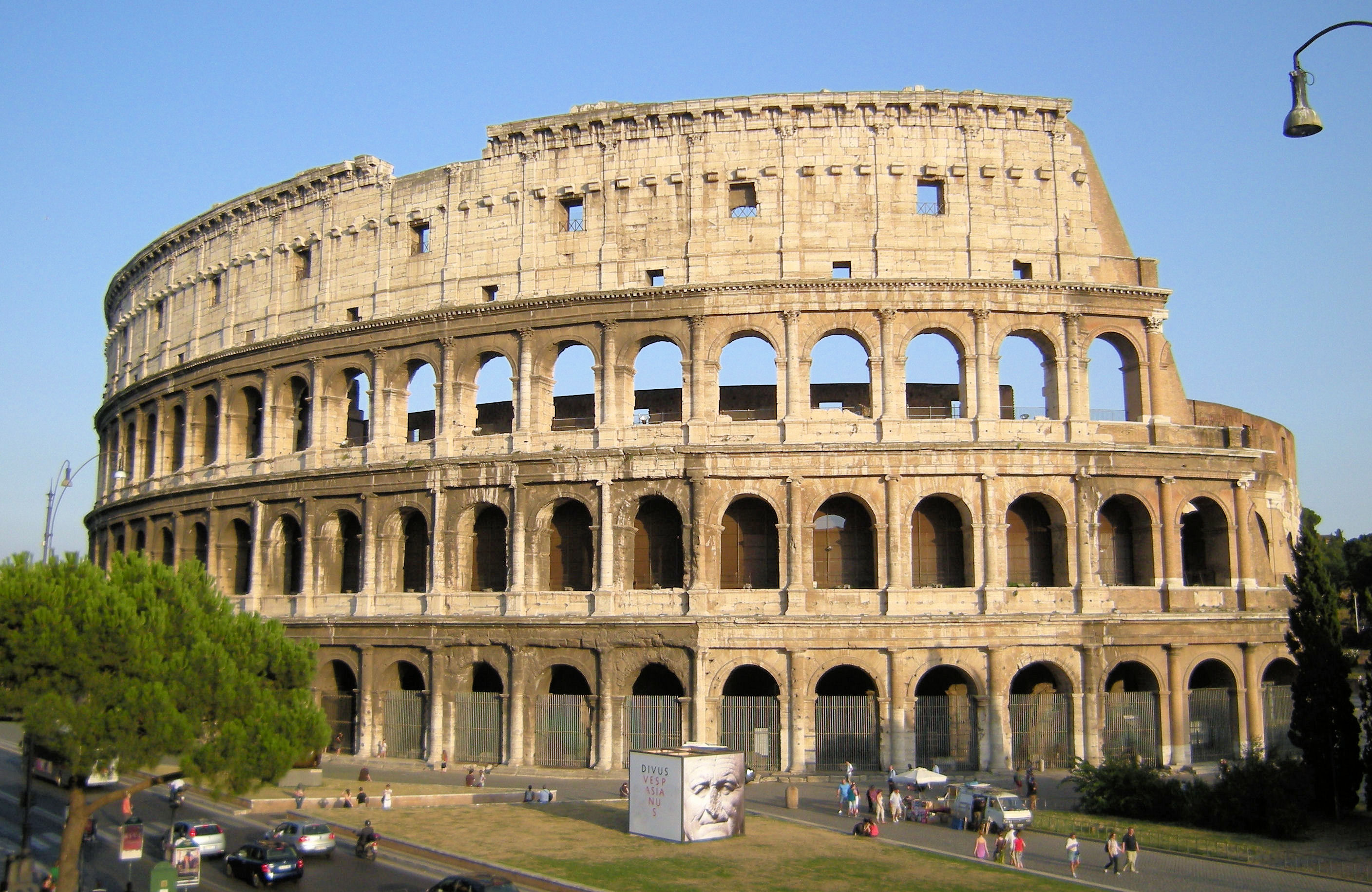 colosseo.jpg